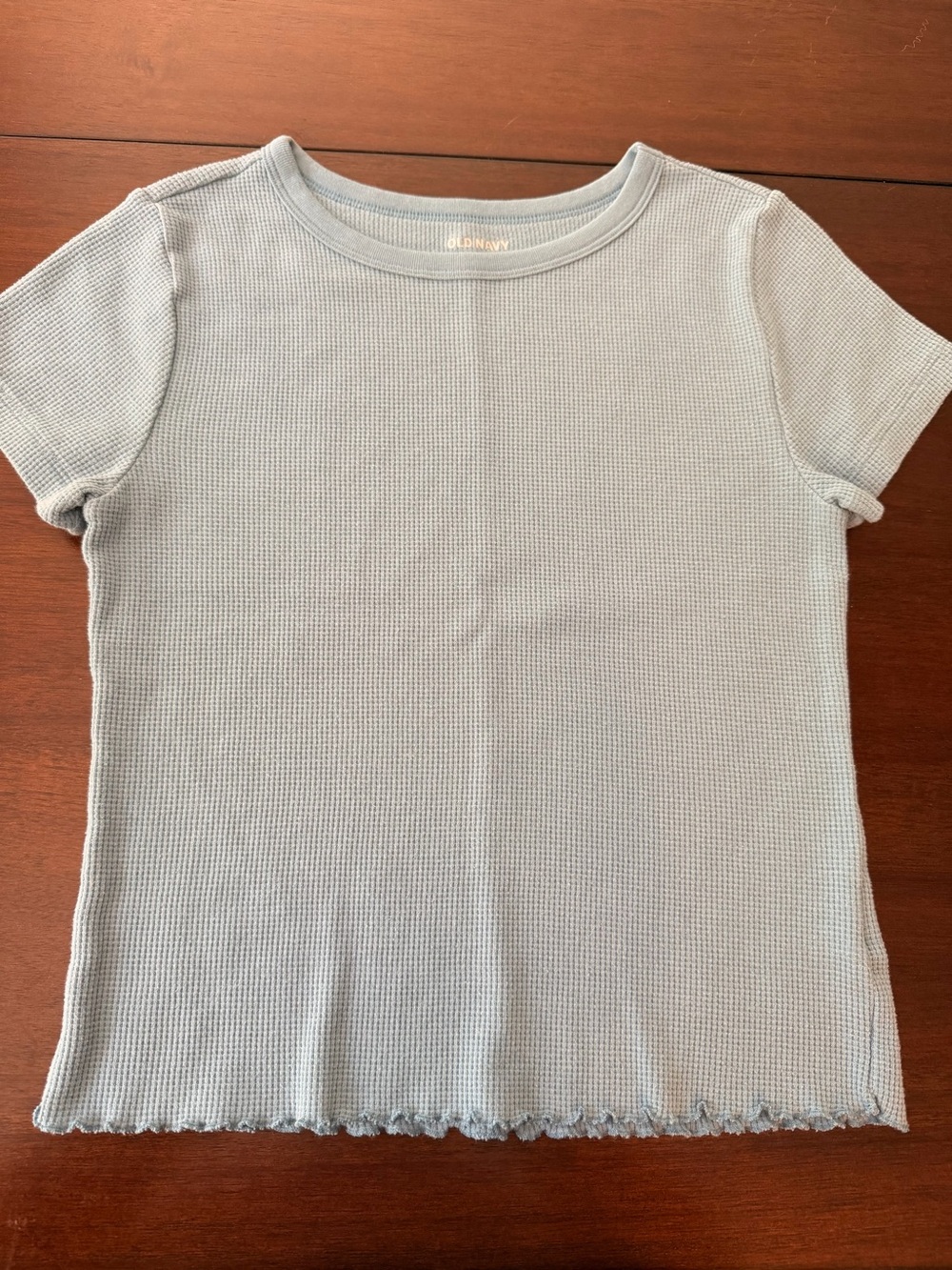 Blue Old Navy tee shirt